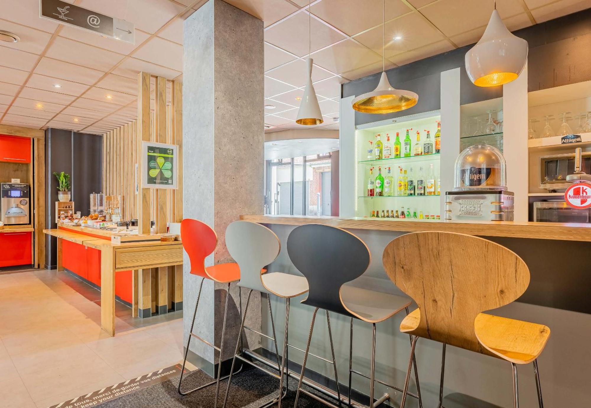 B&B Hotel Arras Centre Les Places Екстериор снимка