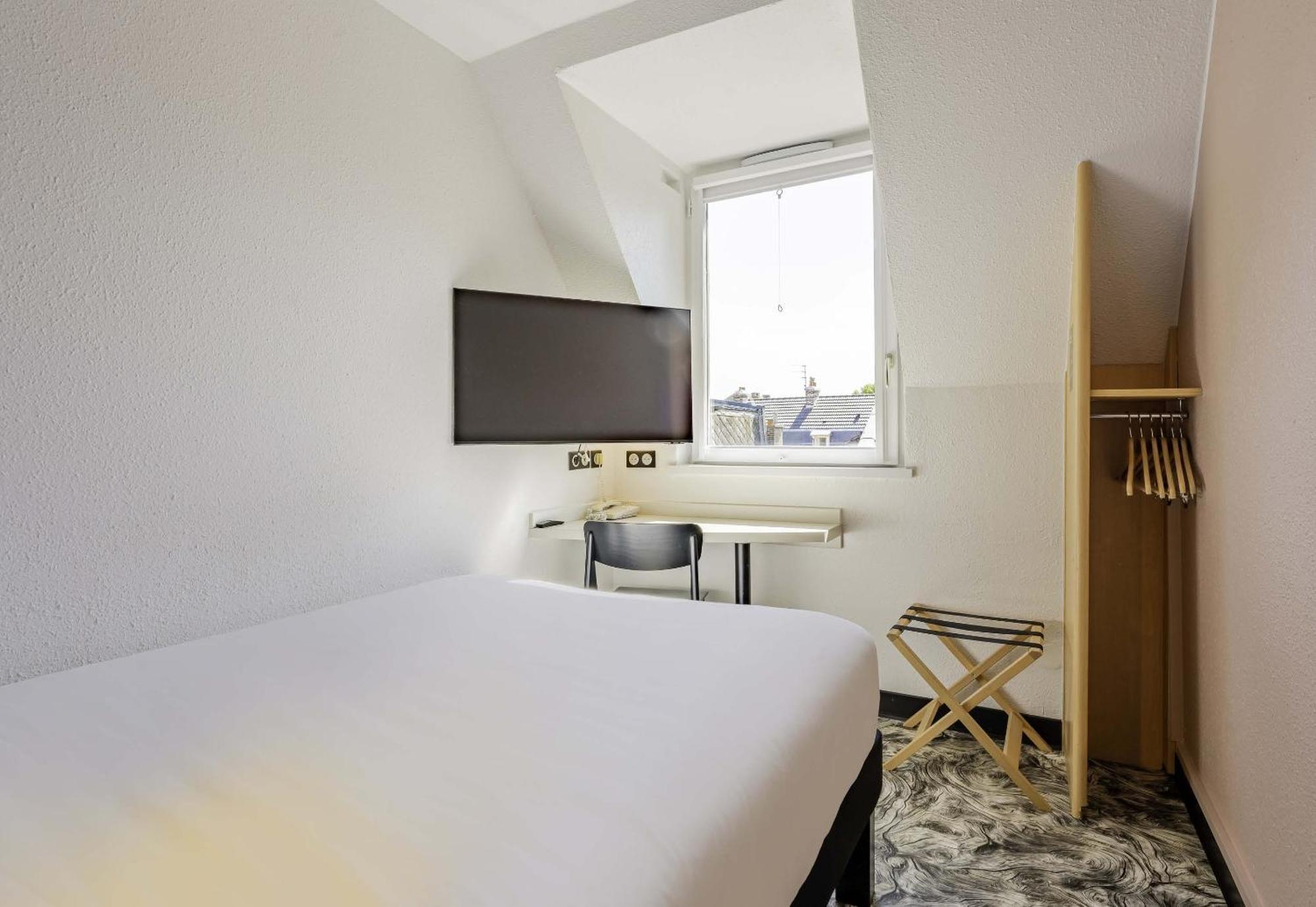 B&B Hotel Arras Centre Les Places Екстериор снимка